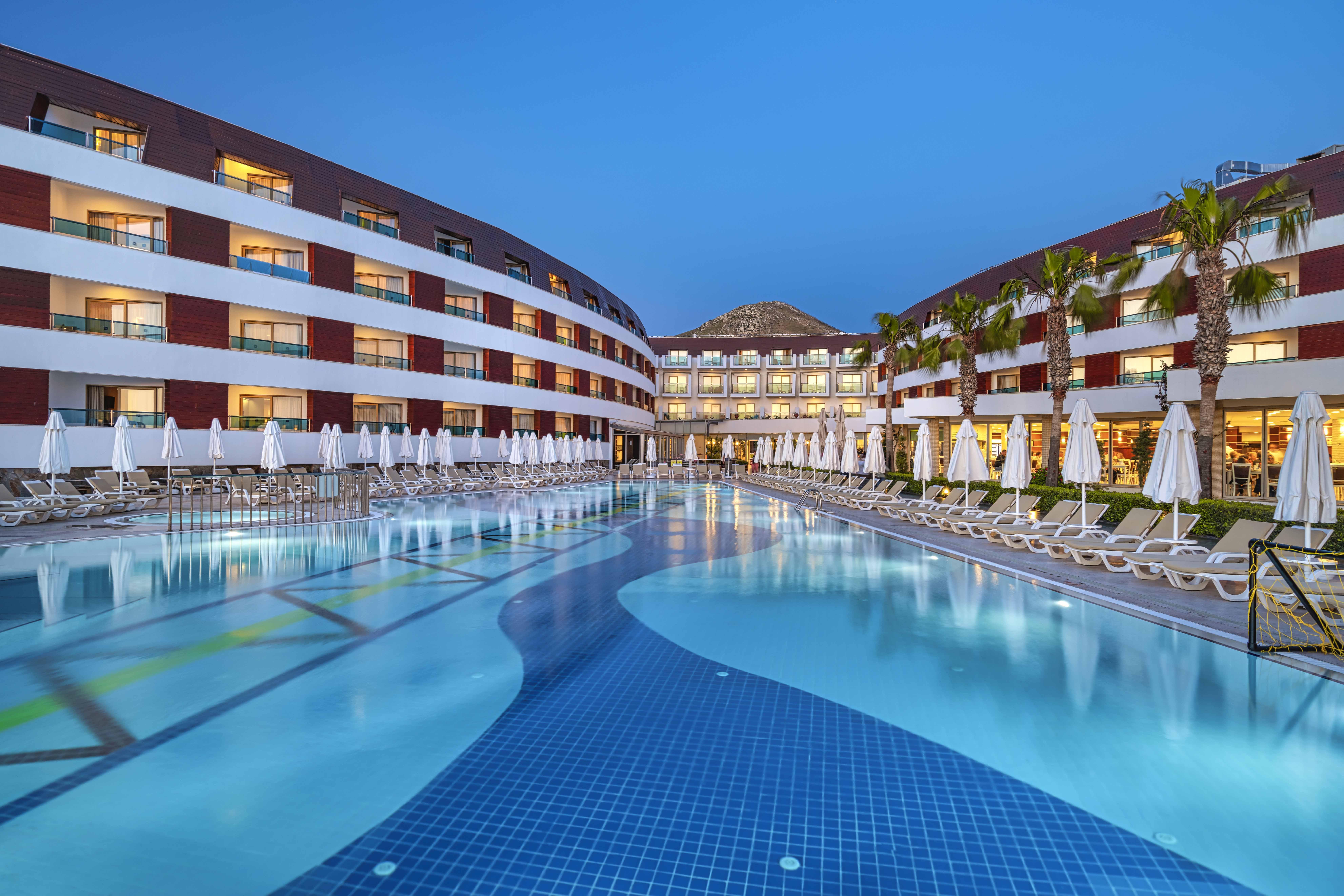 Azure By Yelken Hotel Тургутрейс Экстерьер фото