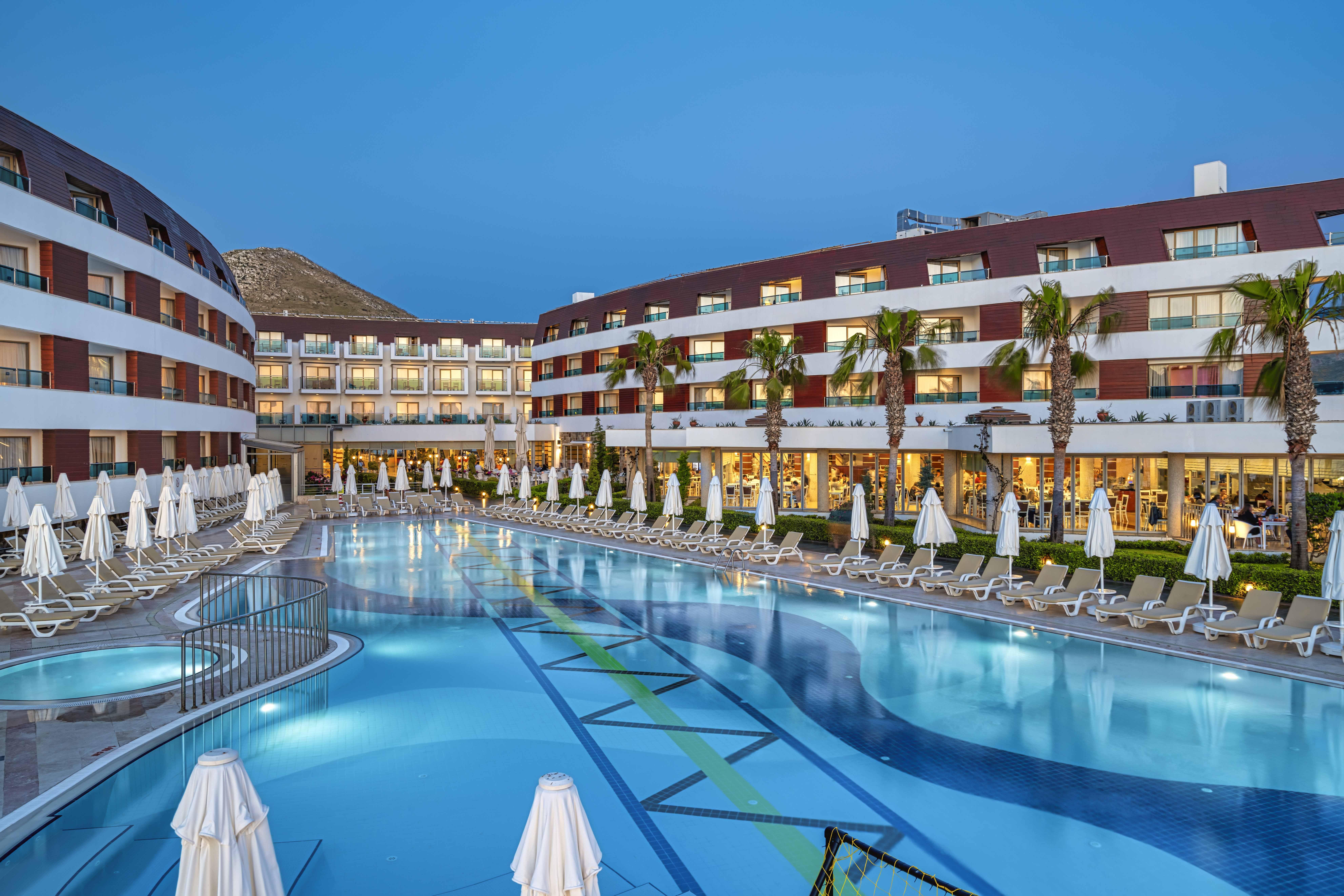 Azure By Yelken Hotel Тургутрейс Экстерьер фото