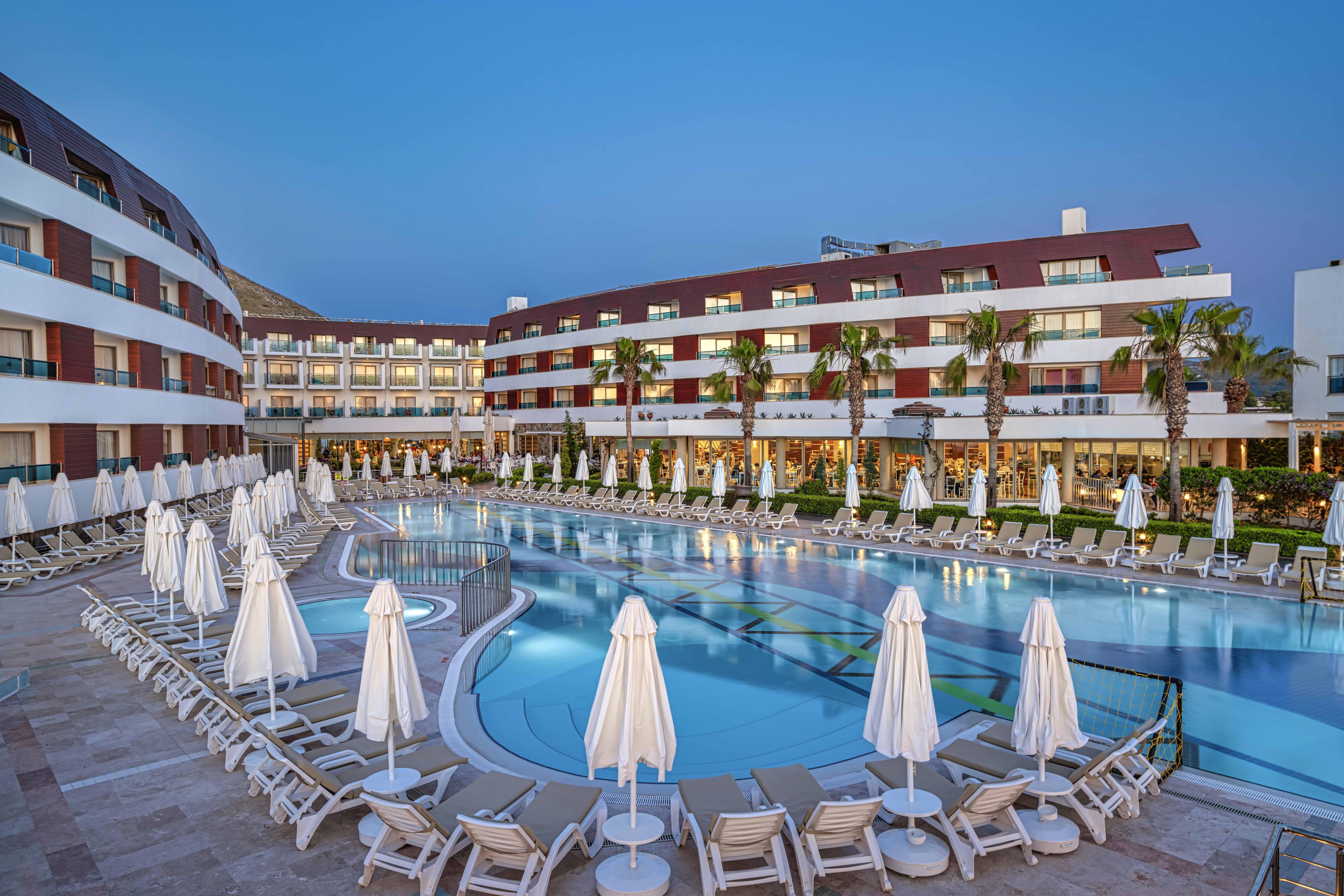 Azure By Yelken Hotel Тургутрейс Экстерьер фото